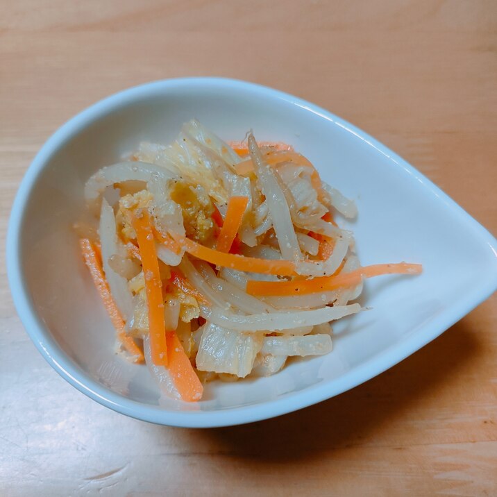 白菜、にんじん、もやしのナムル